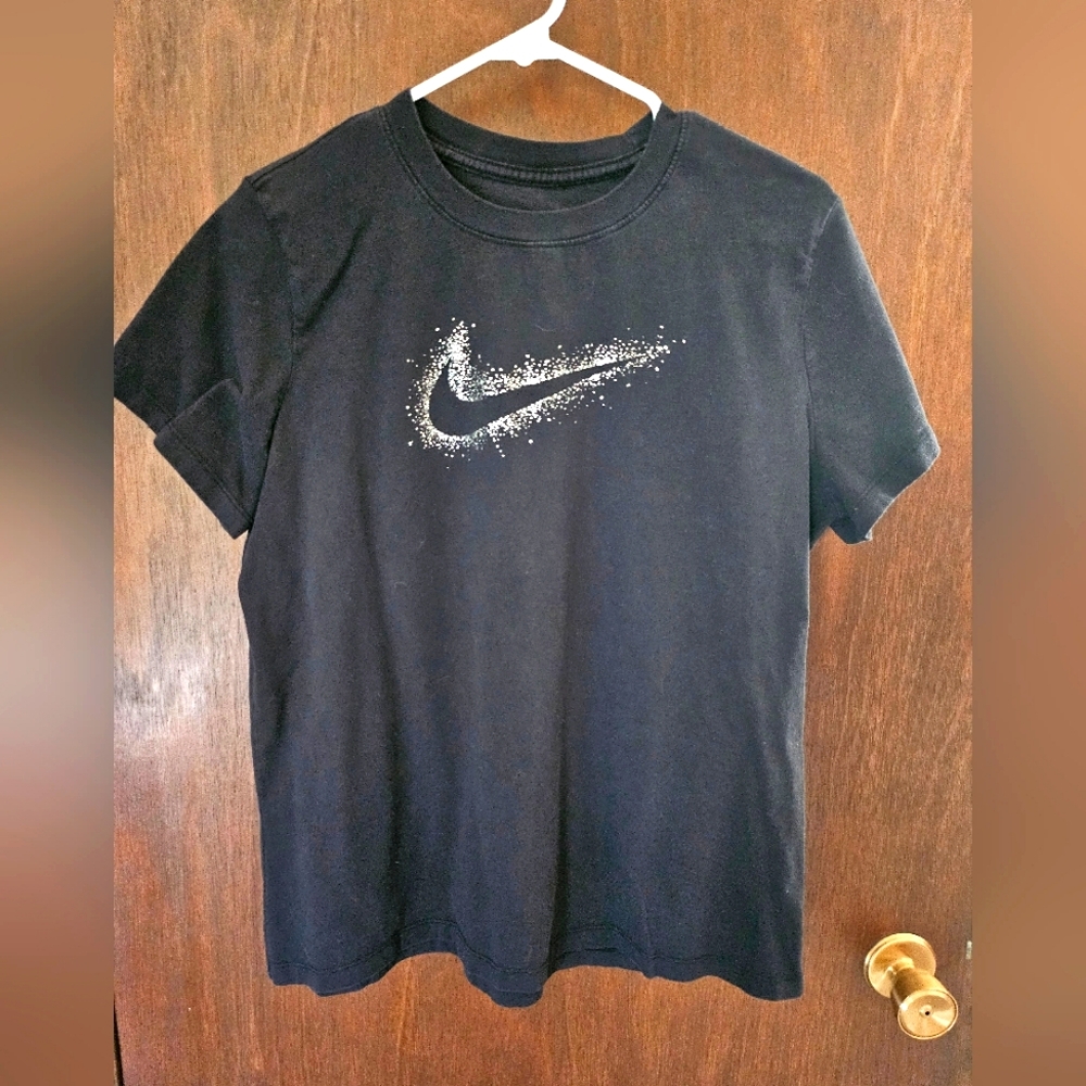 Nike tshirt